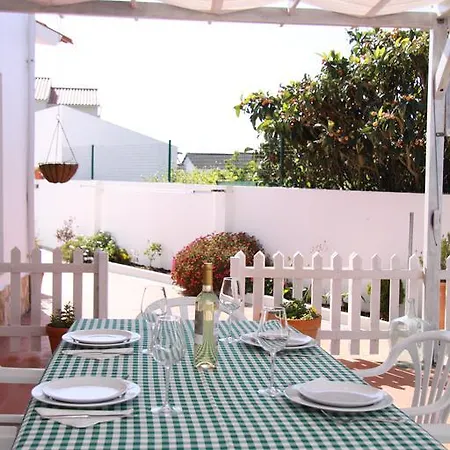Casa Figueira * 에리세이라